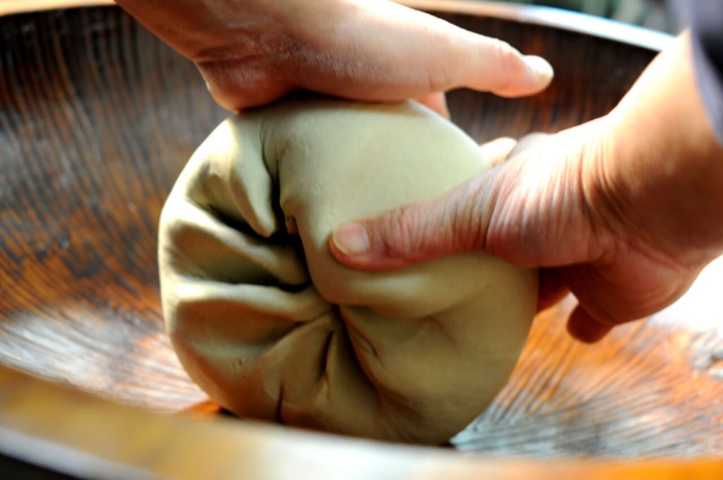 soba noodle hand-making